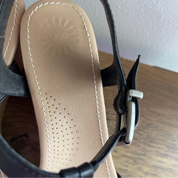 UGG Australia T Strap Leather Cushioned Cork Ankle Buckle Wedge Sandals - Picture 12 of 14